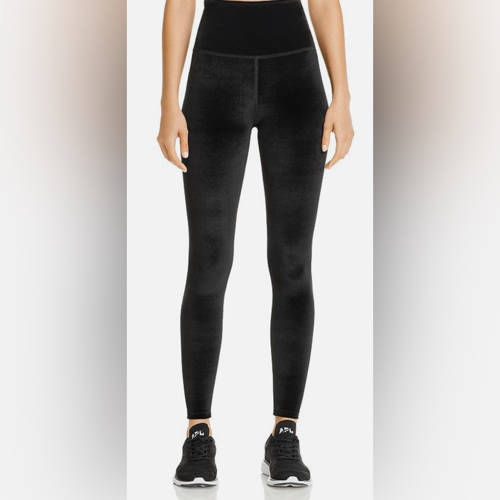 Beyond Yoga Black velvet leggings high rise small worn once